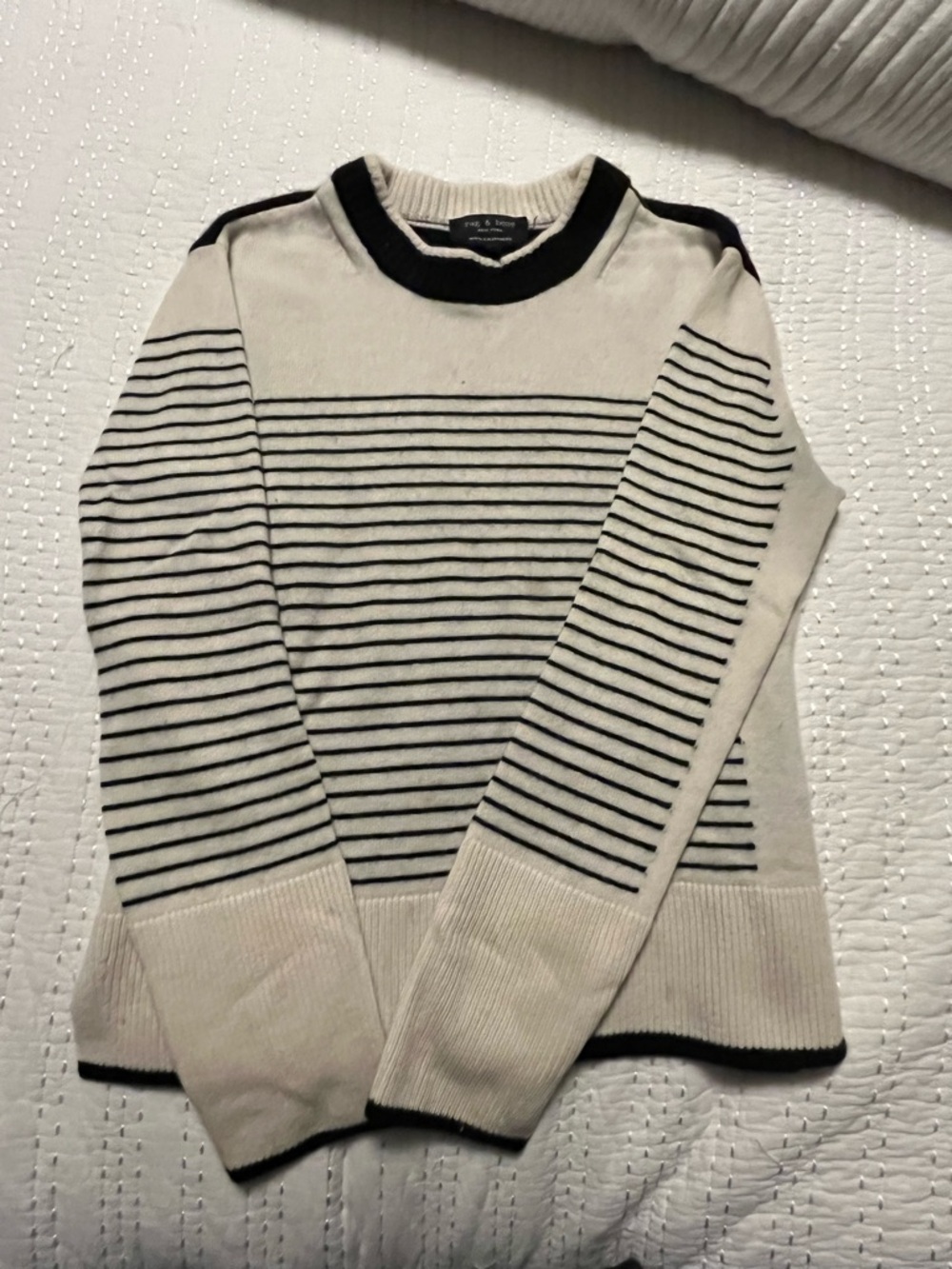 rag & bone Cream and Black Cashmere Sweater xxs